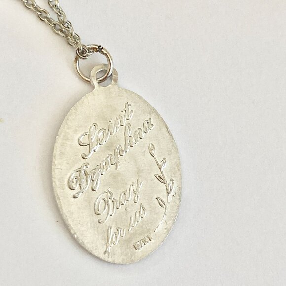 Vintage St Dymphna Necklace Irish Catholic Patron Saint Mental Health Medal 24" - Picture 8 of 12